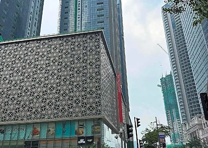 Christine Ph Bgc Uptown Across Grand Hyatt 3* 마닐라