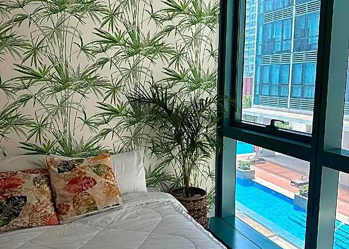 호텔 Christine Ph Bgc Uptown Across Grand Hyatt 3*